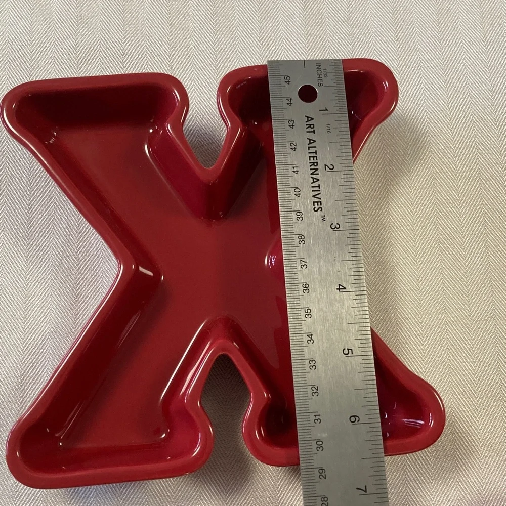 Pottery Barn Red Ceramic X-Shaped Trays Hugs